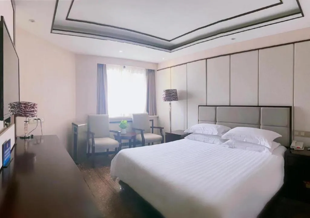 Bed in Rui Cheng Hotel