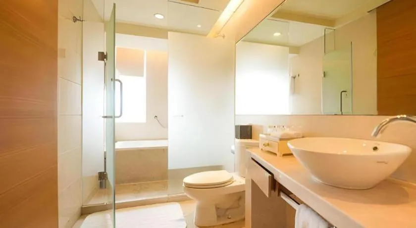 Seaview Gleetour Hotel Shenzhen Eastwing building