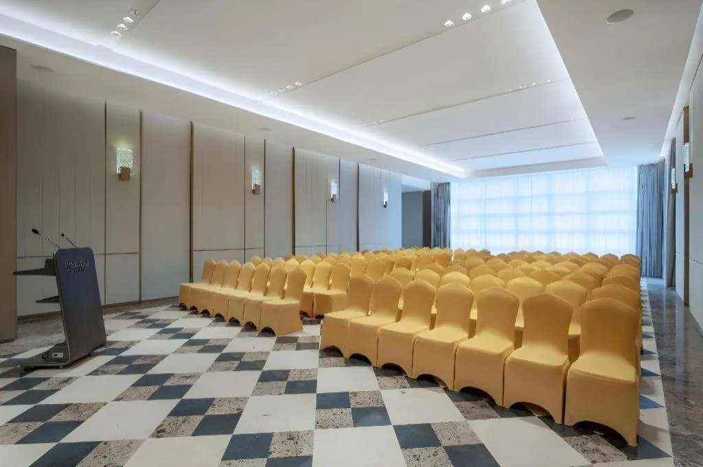 Seaview Gleetour Hotel Shenzhen Eastwing building