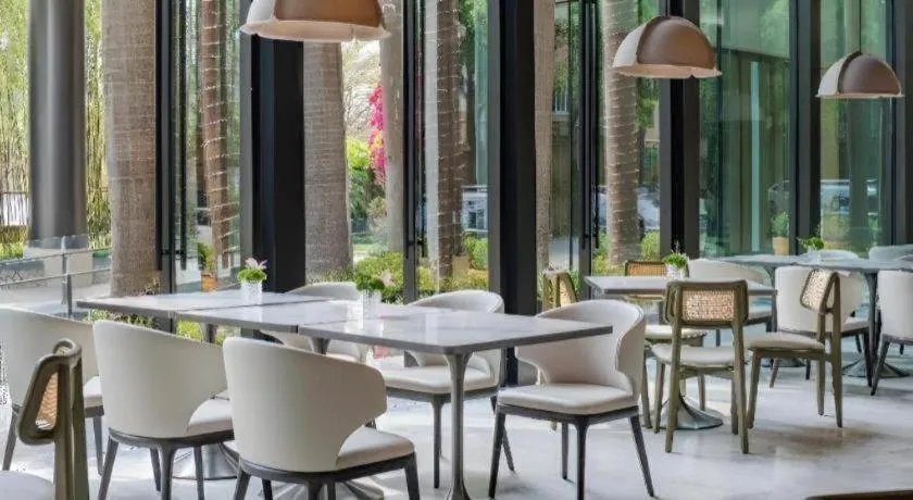 Seaview Gleetour Hotel Shenzhen Eastwing building