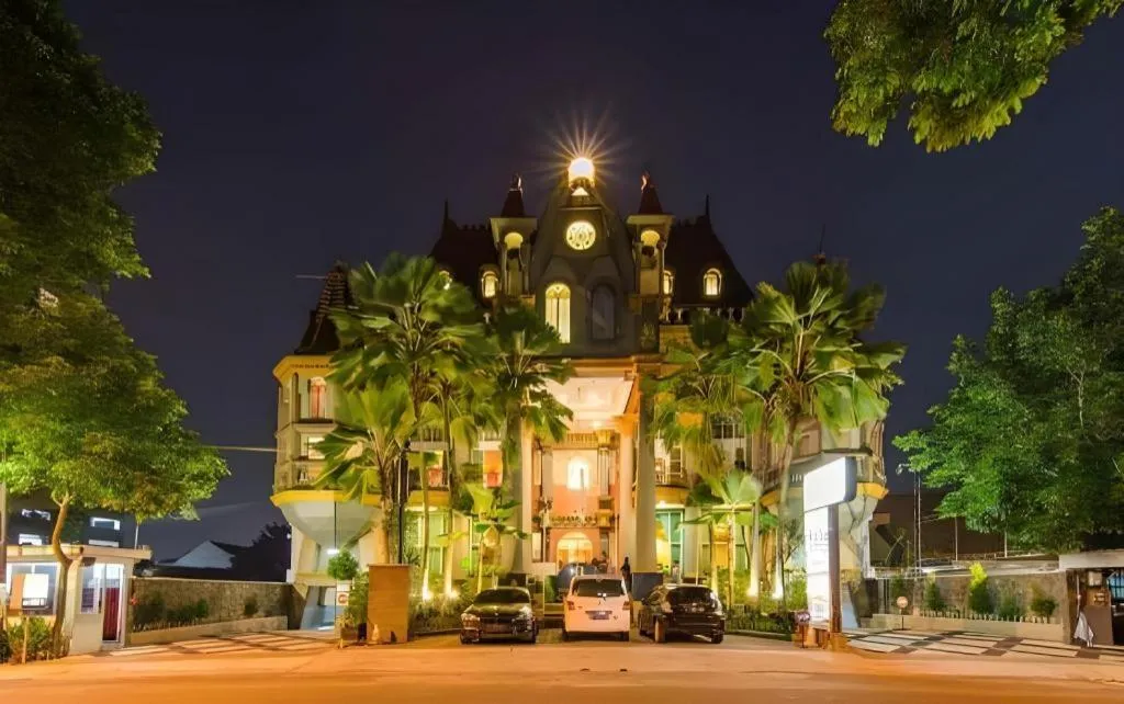 Gajahmada Graha Hotel