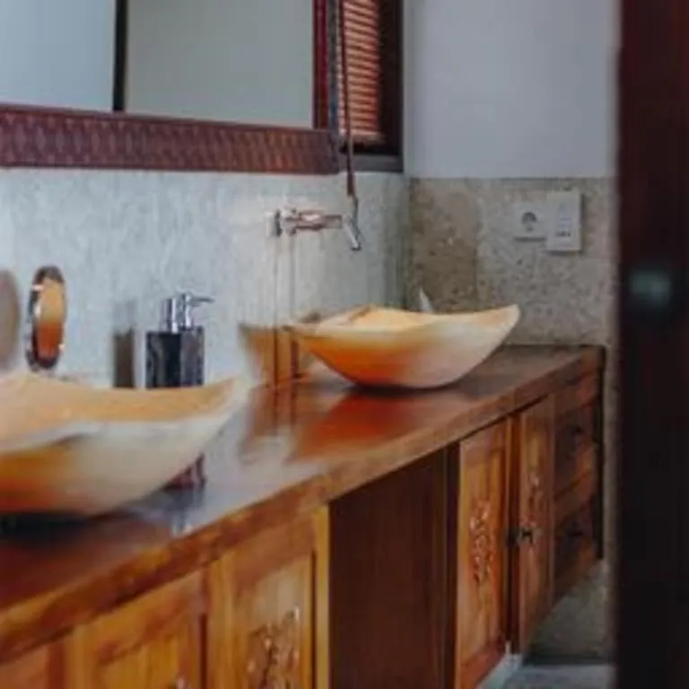 Batu Karang Lembongan Resort & Spa