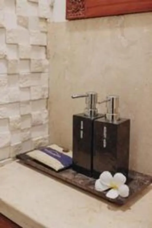 Batu Karang Lembongan Resort & Spa