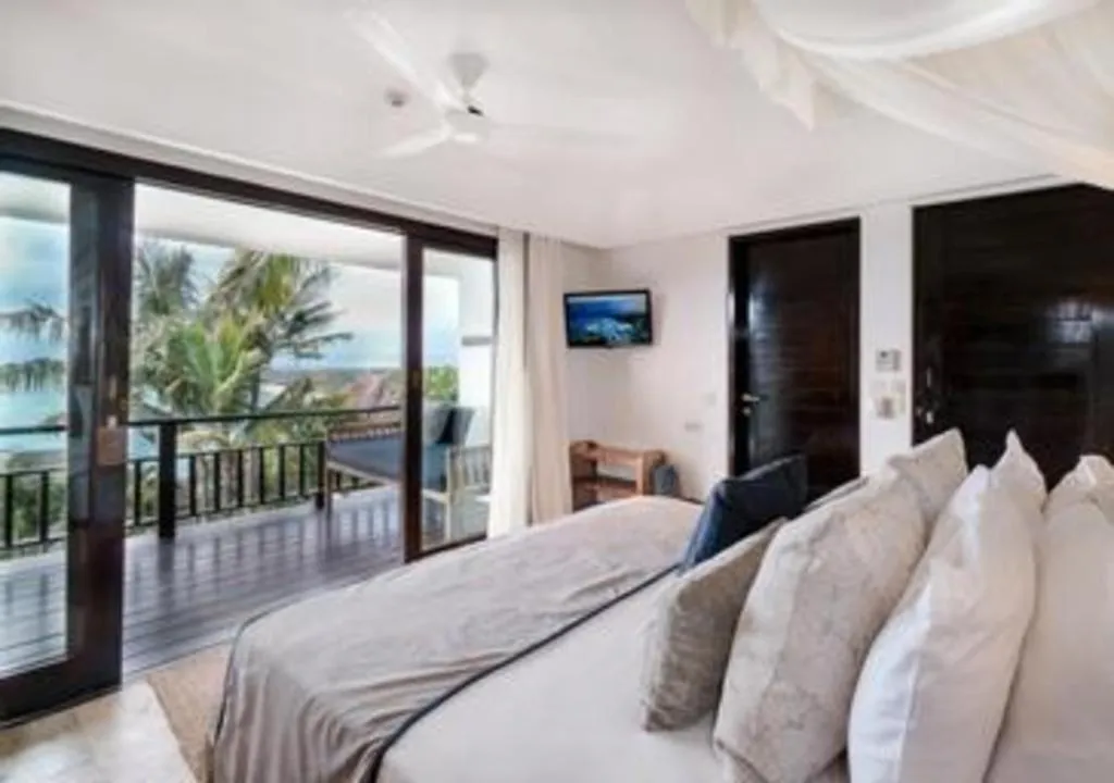 Bed in Batu Karang Lembongan Resort & Spa