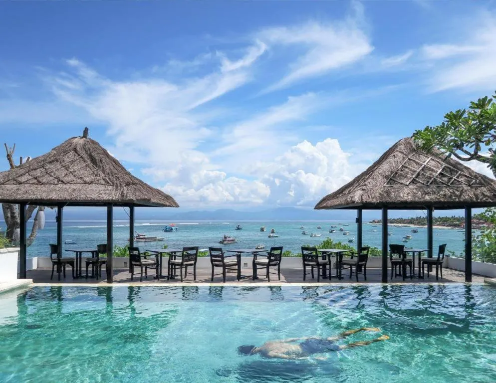 Batu Karang Lembongan Resort & Spa