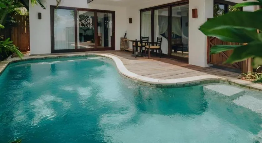 Batu Karang Lembongan Resort & Spa