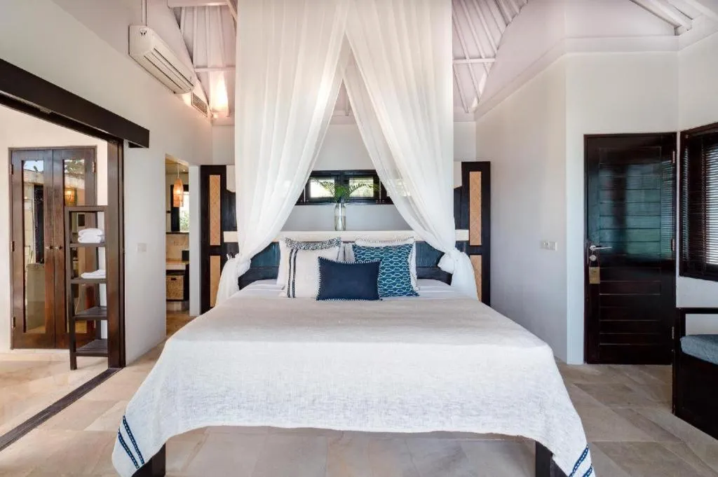 Bed in Batu Karang Lembongan Resort & Spa
