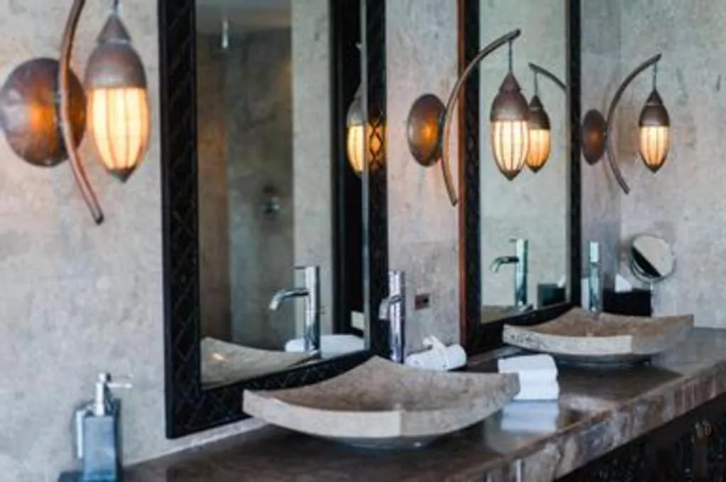 Batu Karang Lembongan Resort & Spa