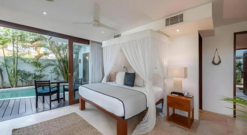Bed in Batu Karang Lembongan Resort & Spa