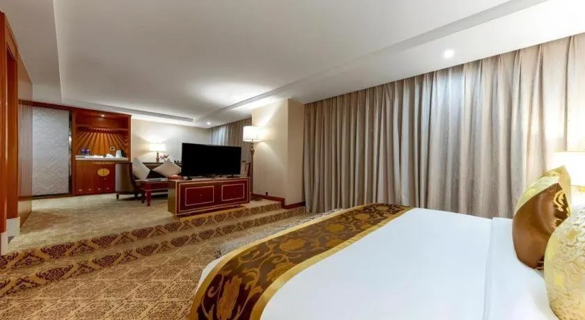 Bed in Yihe Grand Hotel