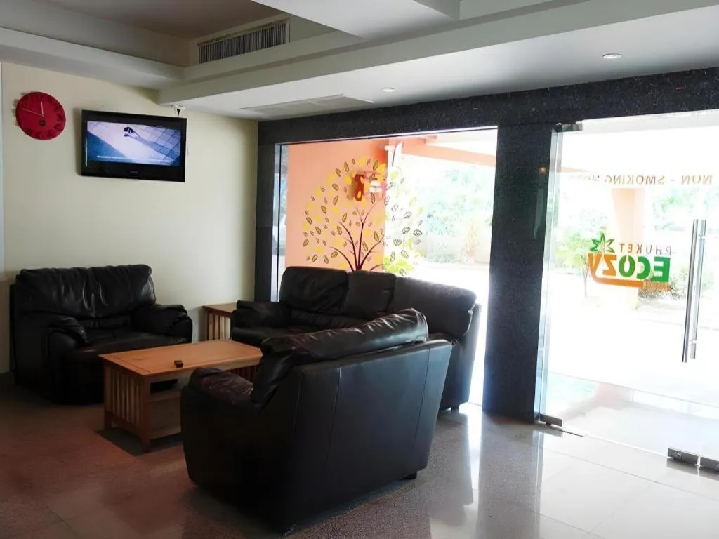 Phuket Ecozy Hotel