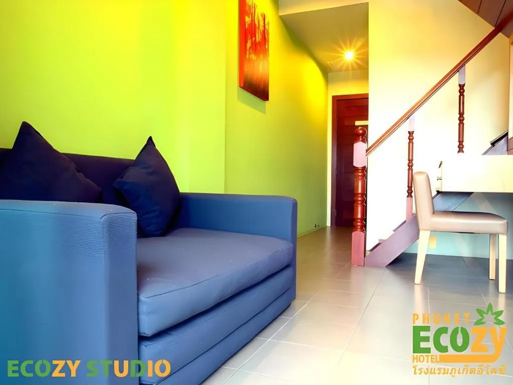 Phuket Ecozy Hotel