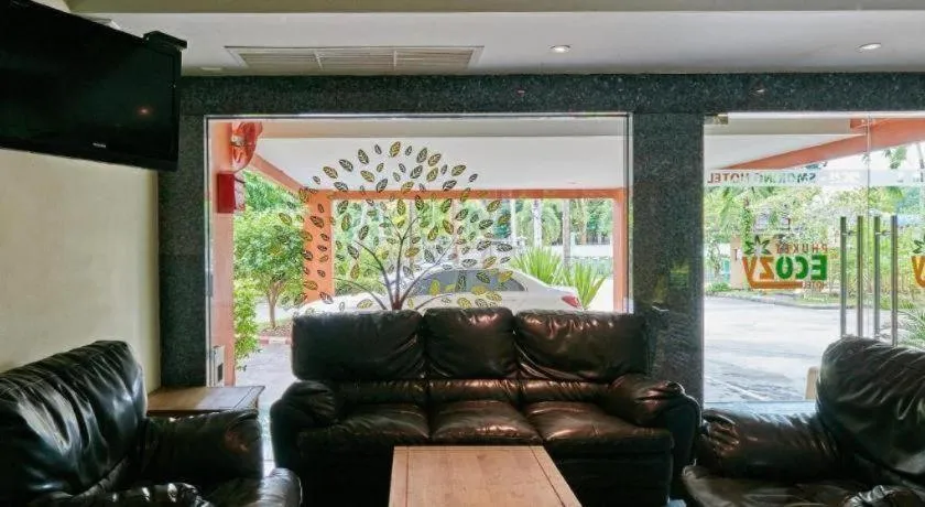 Phuket Ecozy Hotel