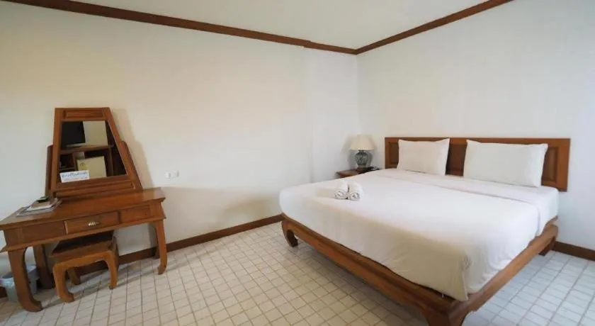 Bed in Fah Place Hotel