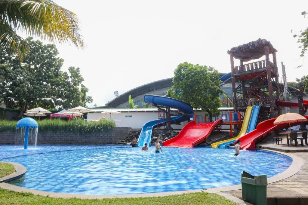 Oasis Siliwangi Hotel & Waterpark