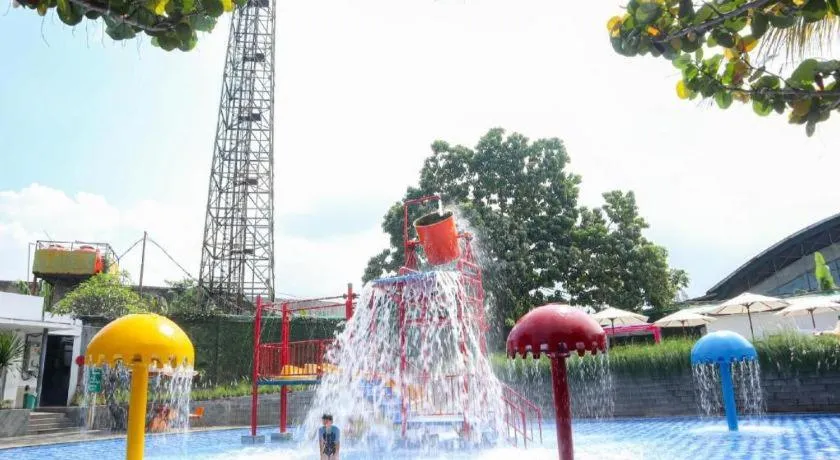 Oasis Siliwangi Hotel & Waterpark