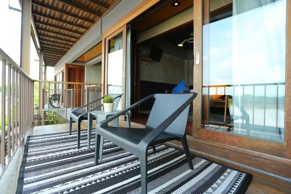 Chic Chiangkhan Hotel