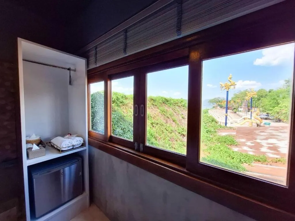 Chic Chiangkhan Hotel