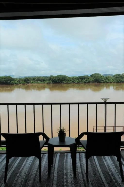 Chic Chiangkhan Hotel