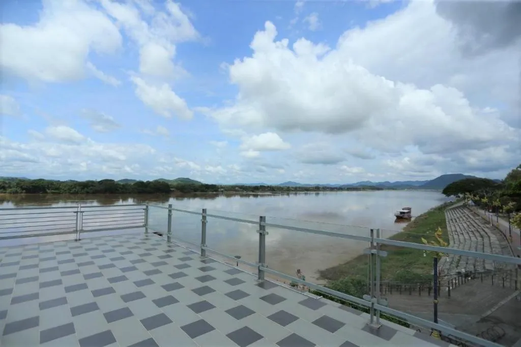 Chic Chiangkhan Hotel