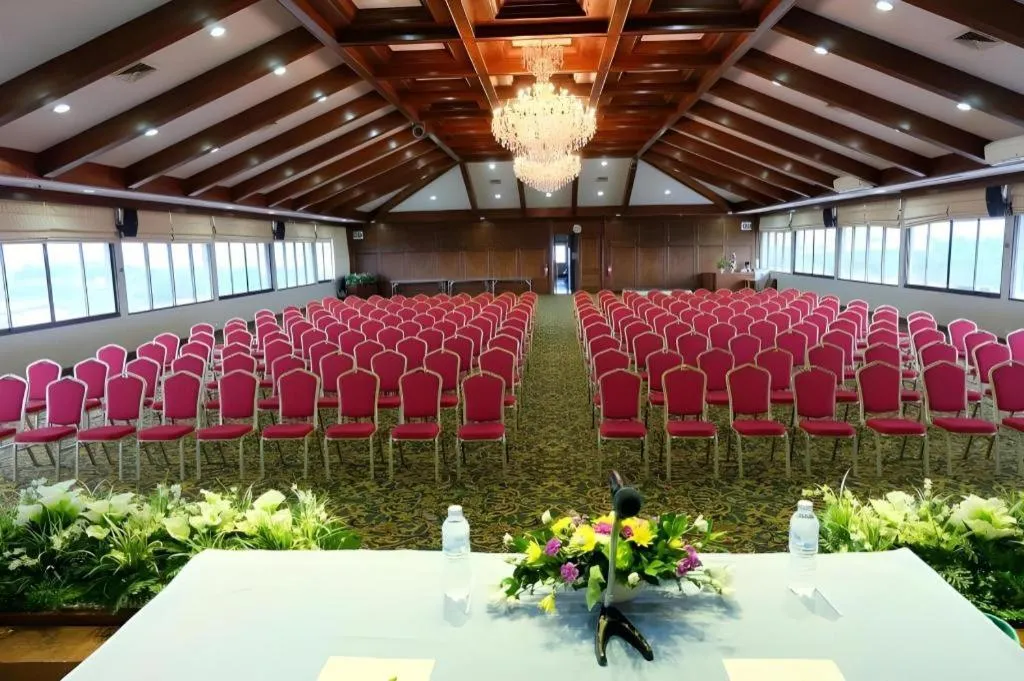 Pinehurst Golf Club and Hotel