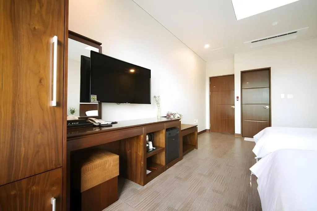 Bed in Sea View Hotel