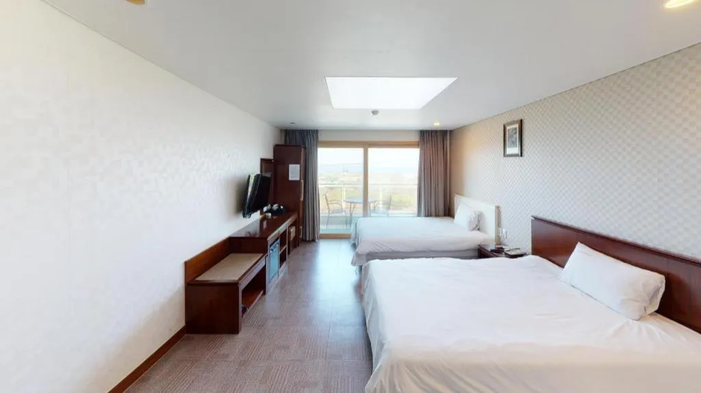 Bed in Sea View Hotel