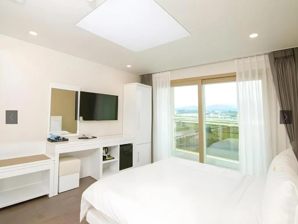 Bed in Sea View Hotel