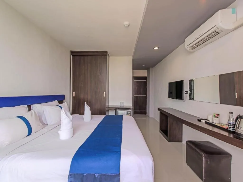 Bed in Ingtara Hotel