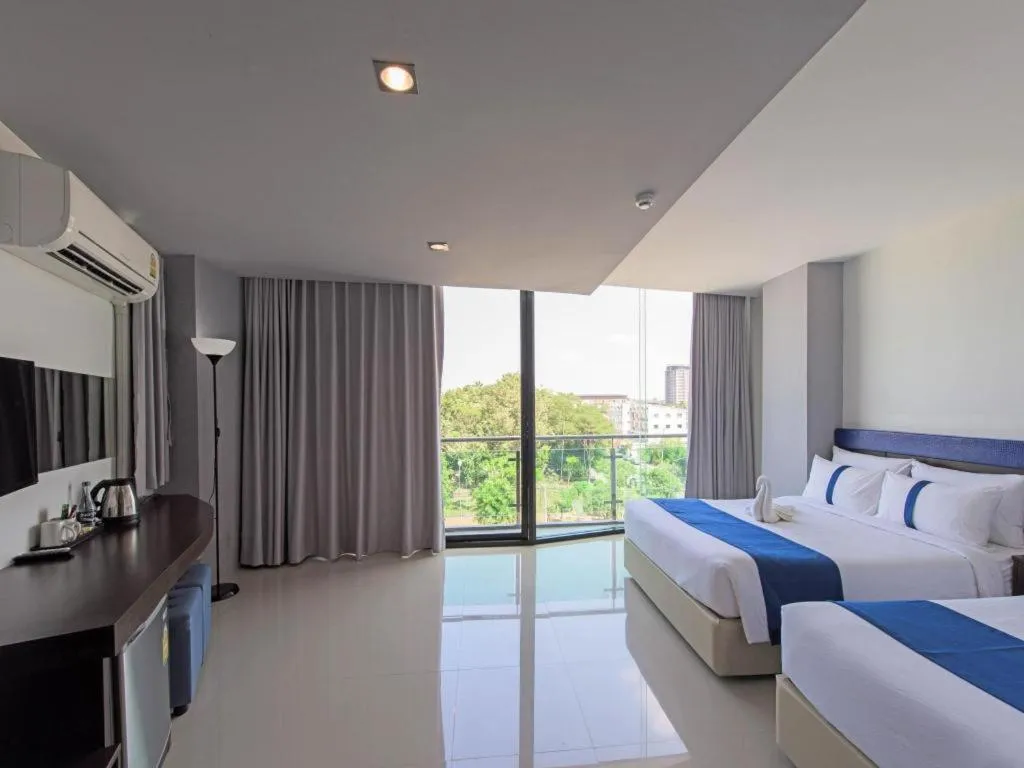 Bed in Ingtara Hotel