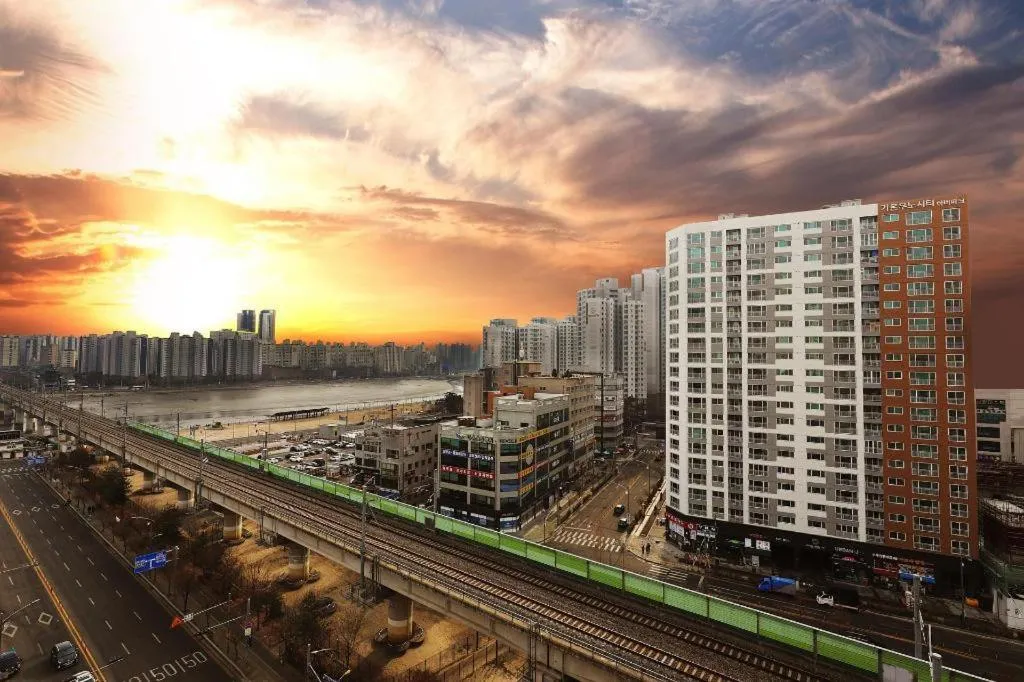 Business Design Hotel LUV