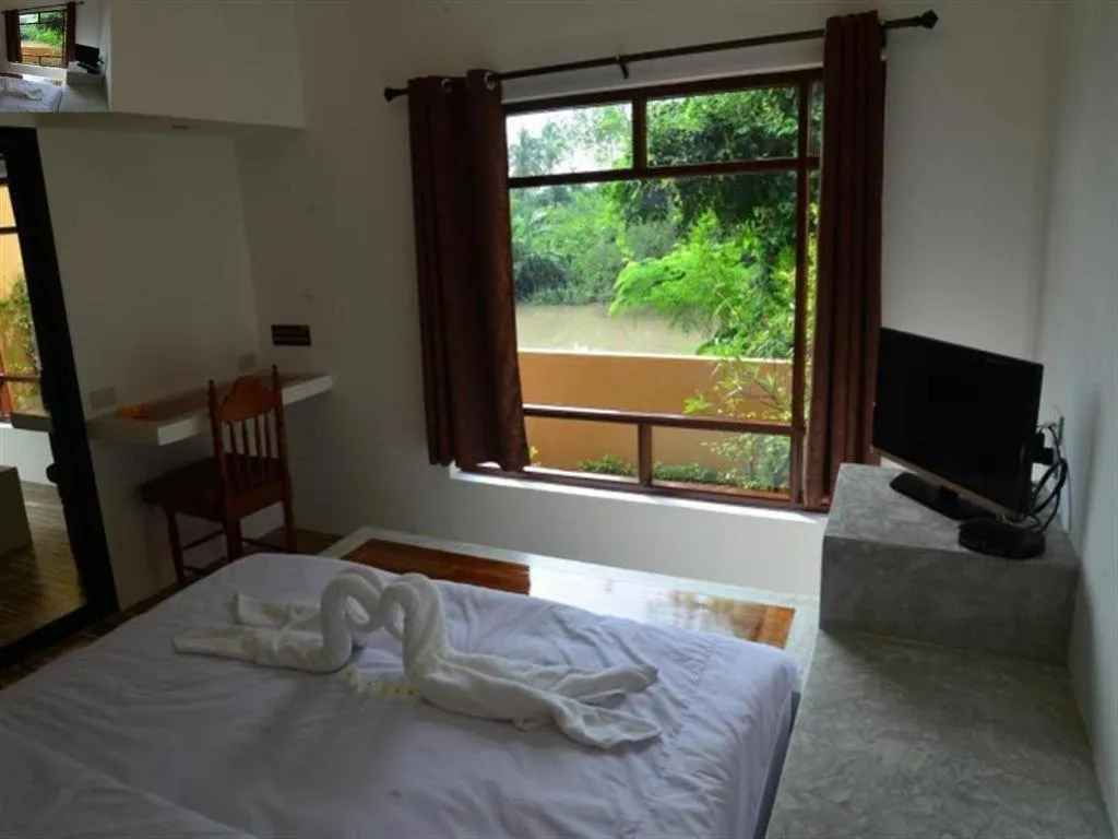 Bed in Sucholtee Resort