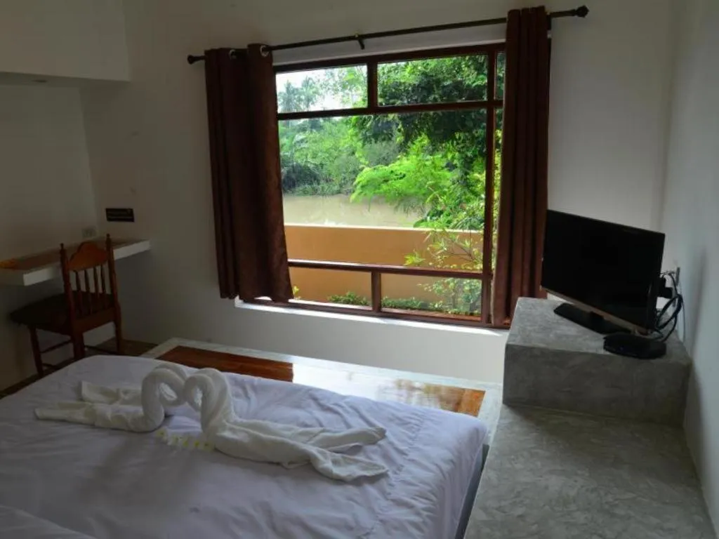 Bed in Sucholtee Resort