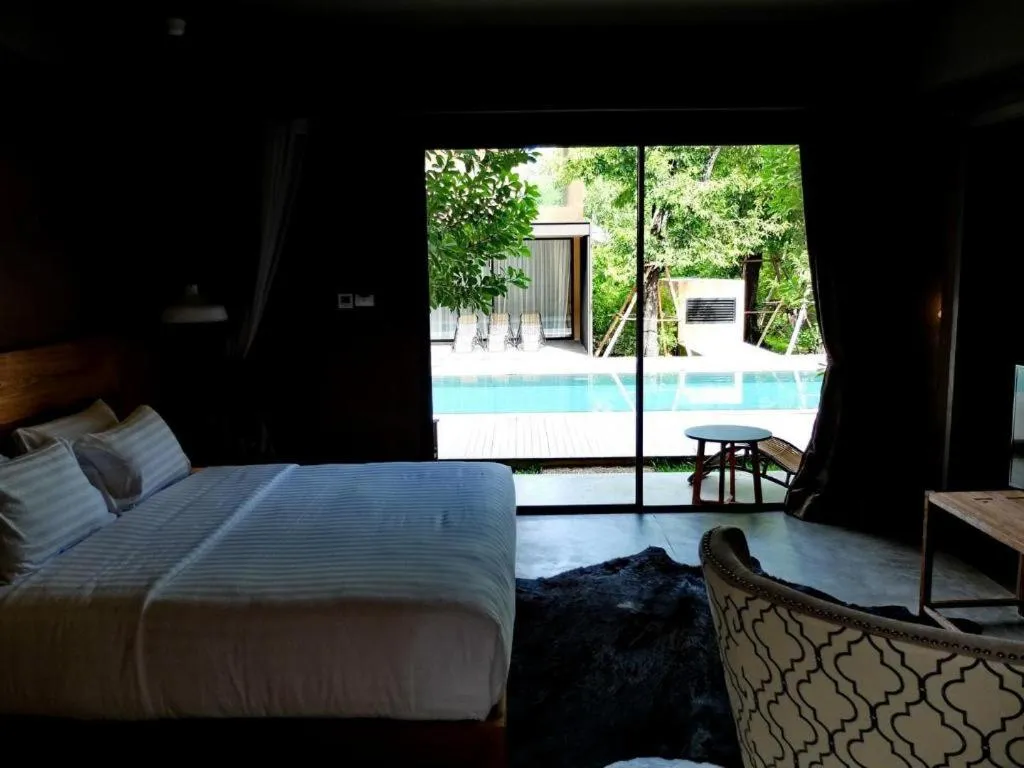 Bed in Monaz River Kwai Kanchanaburi