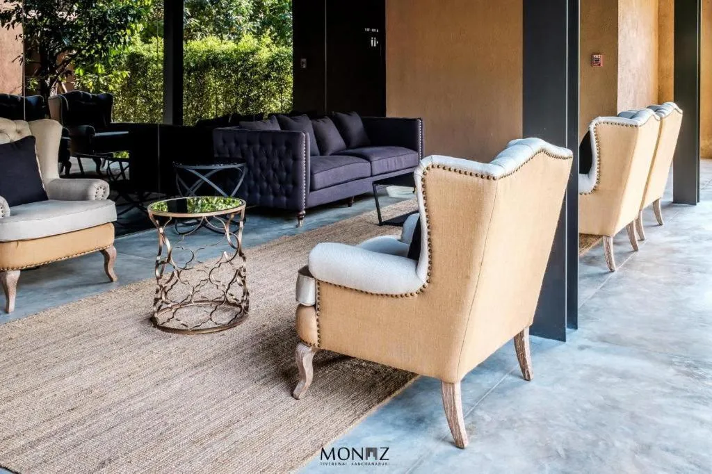 Monaz River Kwai Kanchanaburi