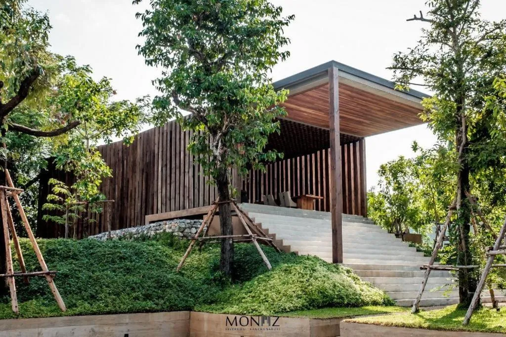 Monaz River Kwai Kanchanaburi