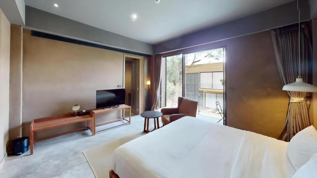 Bed in Monaz River Kwai Kanchanaburi