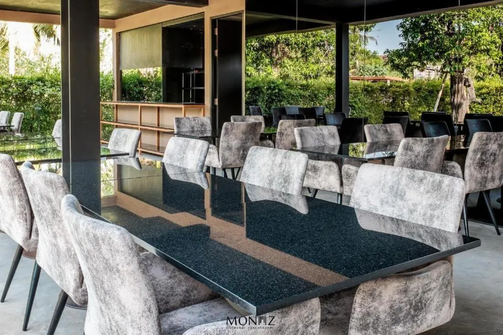 Monaz River Kwai Kanchanaburi