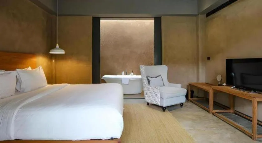 Bed in Monaz River Kwai Kanchanaburi