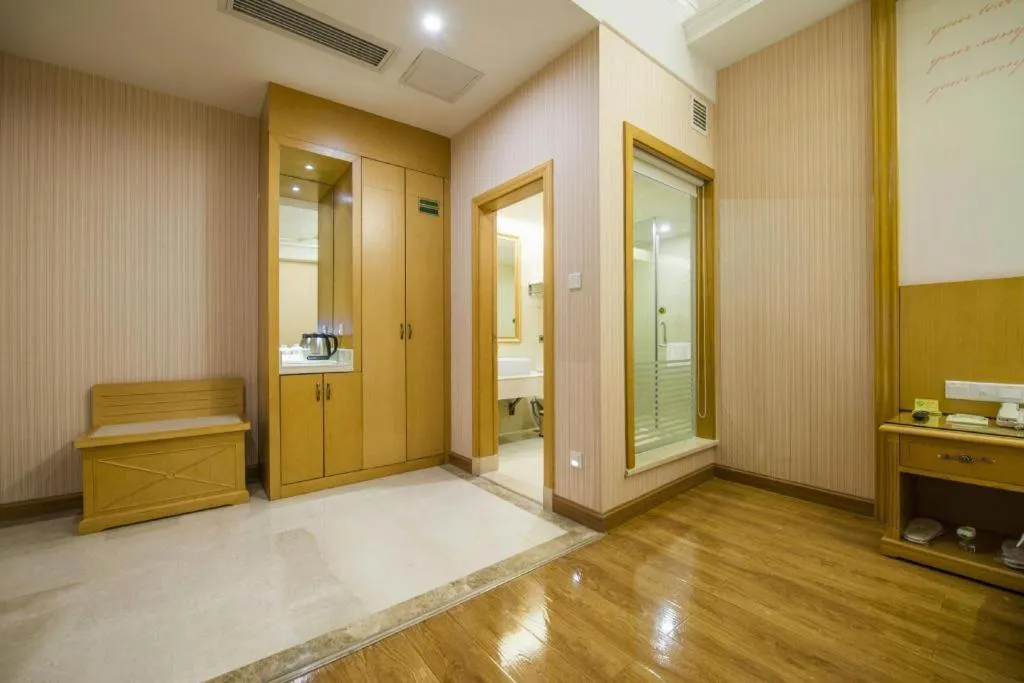 Bed in Vienna Hotel Guangzhou Panyu Shiqiao Center Branch