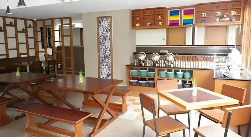 Hotel Tibera Taman Cibeunying