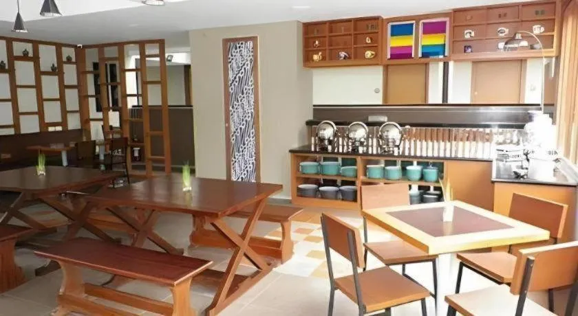 Hotel Tibera Taman Cibeunying