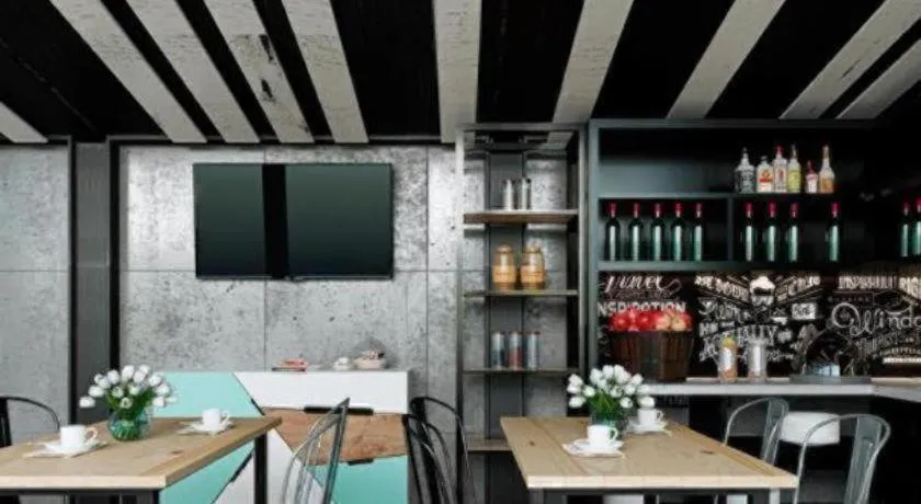 Zoom Dharmahusada Hotel