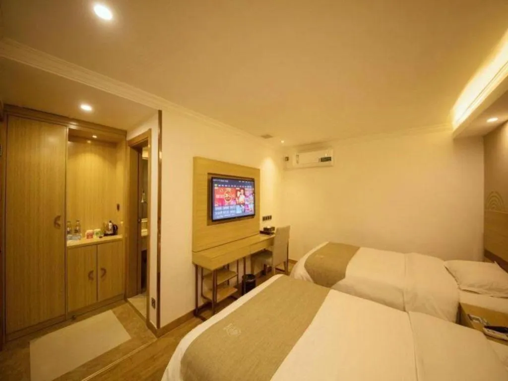 Bed in GreenTree Inn Qingyuan Qinghe Avenue Branch