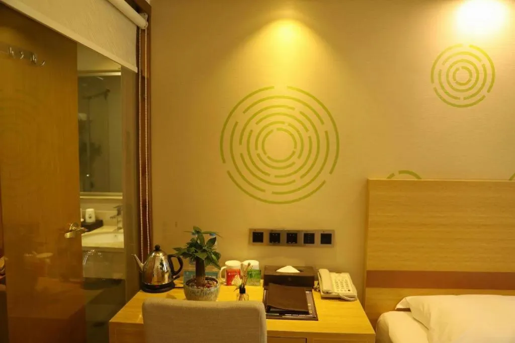 Bed in GreenTree Inn Qingyuan Qinghe Avenue Branch