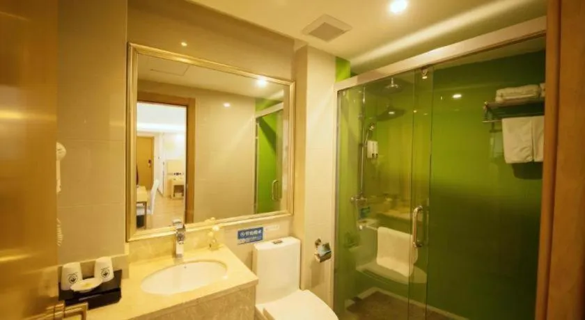 GreenTree Inn Qingyuan Qinghe Avenue Branch