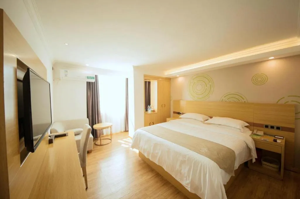 Bed in GreenTree Inn Qingyuan Qinghe Avenue Branch