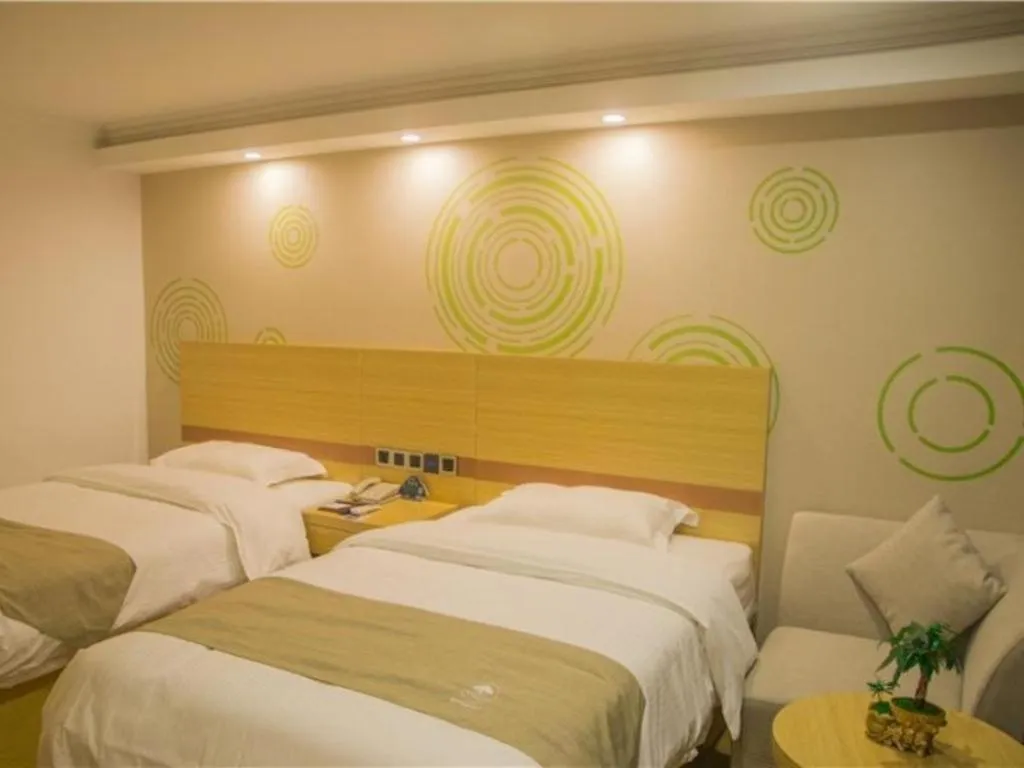 Bed in GreenTree Inn Qingyuan Qinghe Avenue Branch
