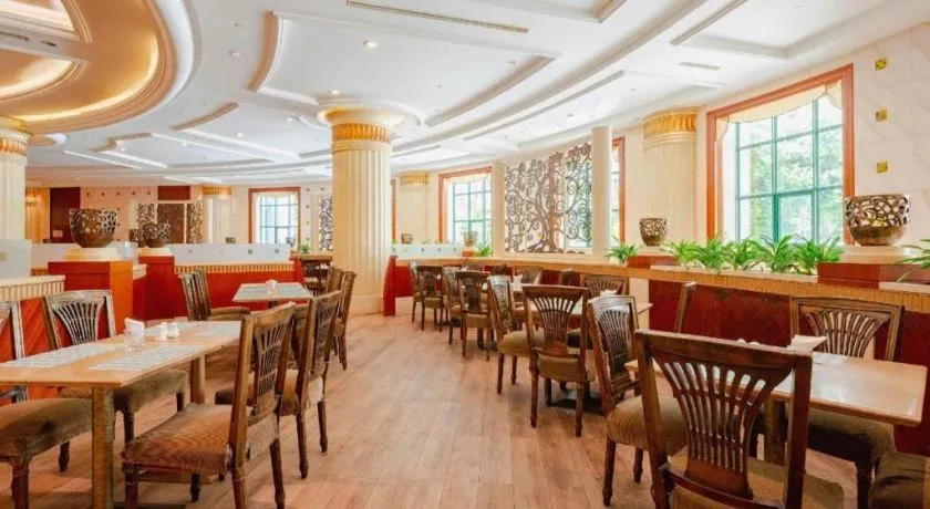 Sanya Shanghai Huating Boutique Resort Hotel