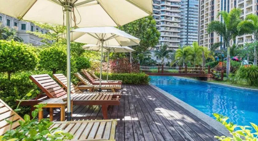 Sanya Shanghai Huating Boutique Resort Hotel